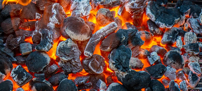 Cendres cheminées poêles - Provence Ramonage